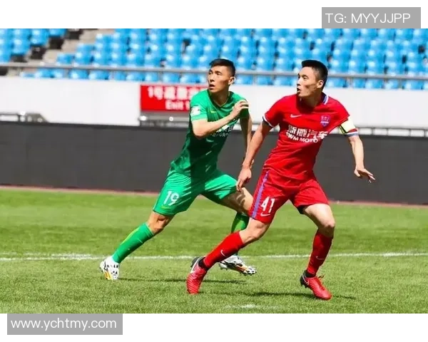 重庆足球队意识表现分析与联赛前景展望 重庆足球队意识表现分析与联赛前景展望