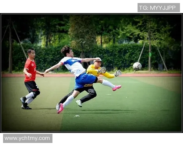 足球巨星舞动人生精彩瞬间集锦展现球场外的魅力与风采 足球巨星舞动人生精彩瞬间集锦展现球场外的魅力与风采